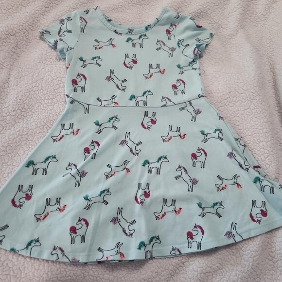 Bundle lot of girls dresses Size 4T 4 - Picture 2 of 5